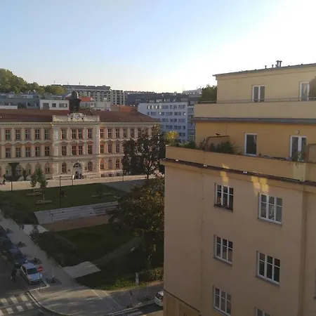 Vitkov Park Apartment